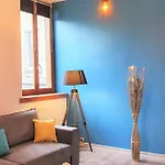 Cocon Rue Ecuyere - Calme- 2ch - 6pers דירה קאין