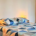 Cocon Rue Ecuyere - Calme- 2ch - 6pers קאין