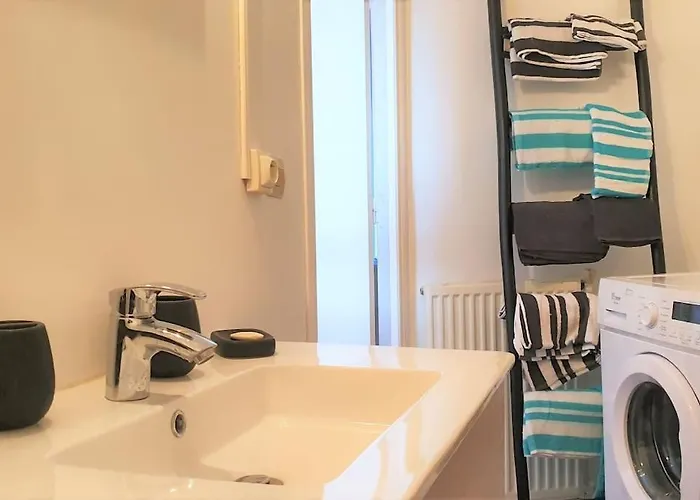 Daire Cocon Rue Ecuyere - Calme- 2ch - 6pers Caen